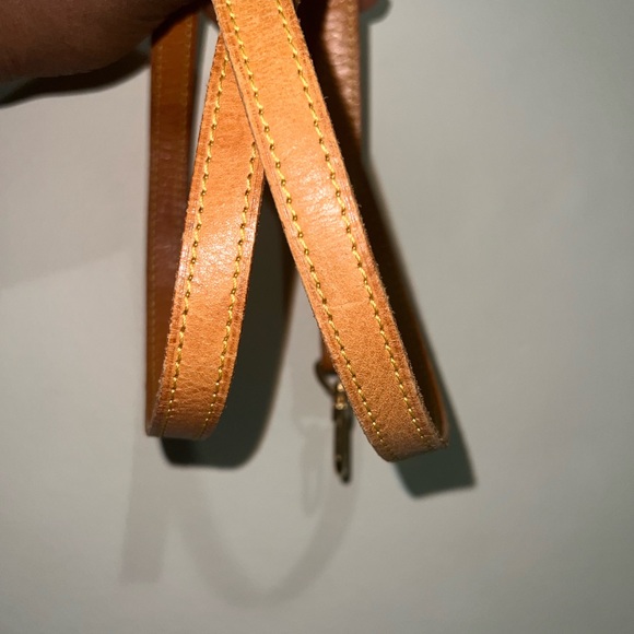 Authentic Louis Vuitton strap - Picture 6 of 9